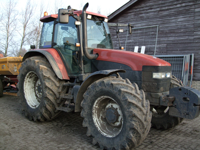 New Holland TM 165